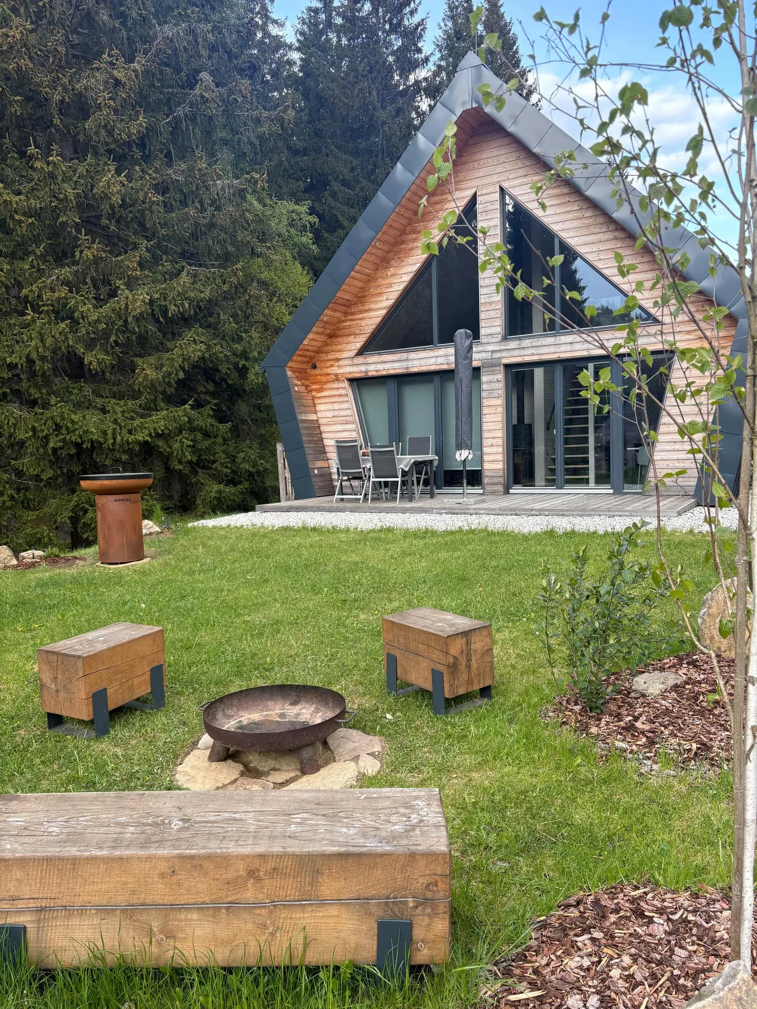 chaletbelvedermartina letni ohniste posezeni